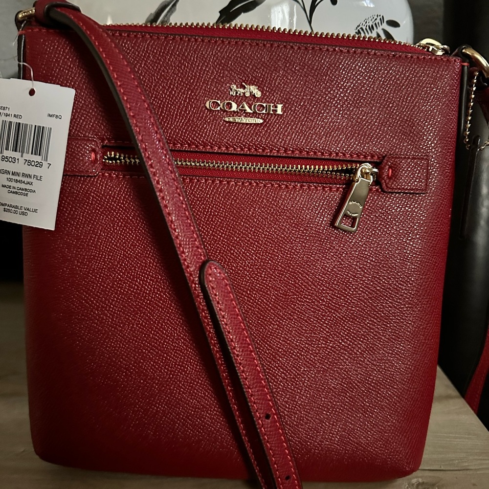 Coach NWT crossbody